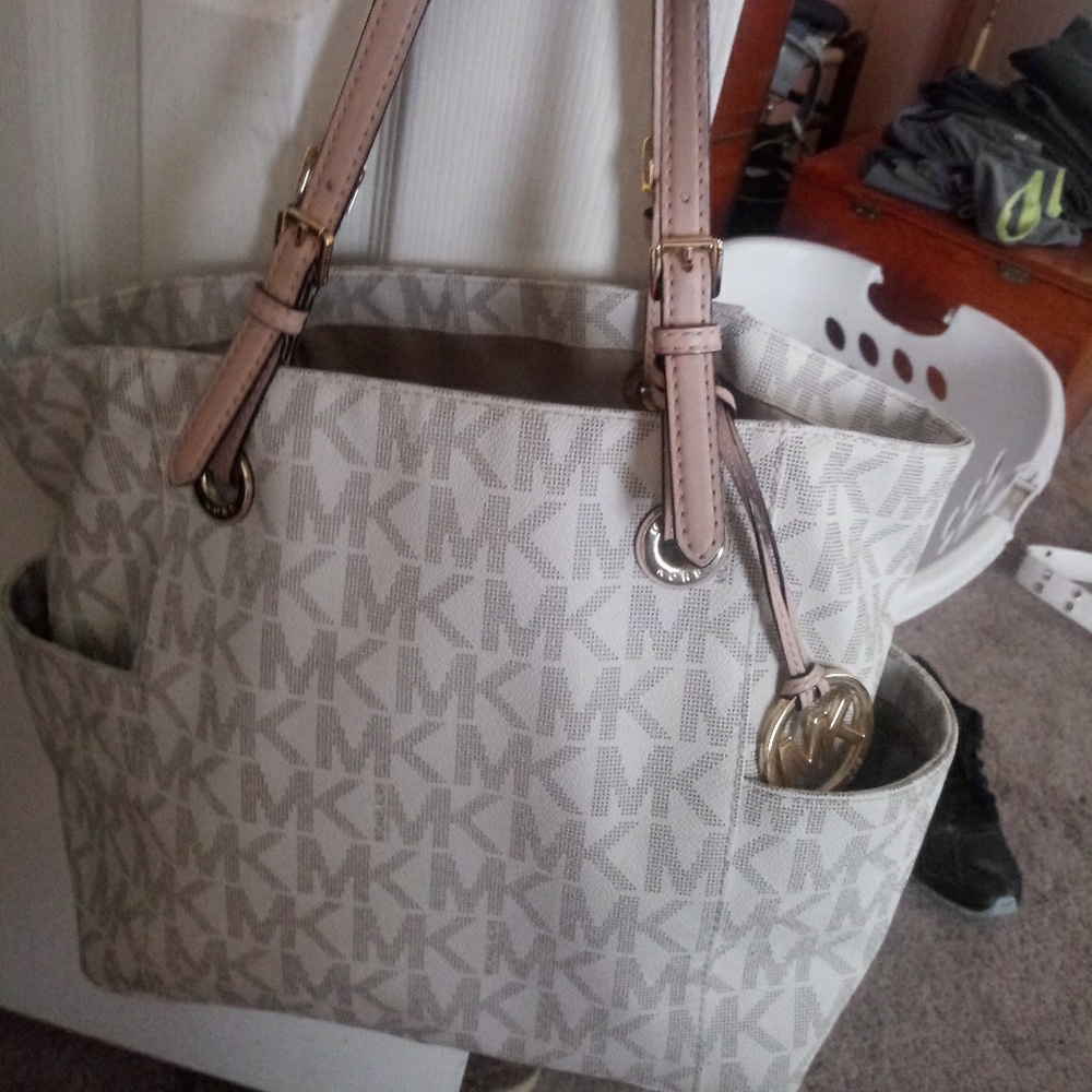 Mk purse